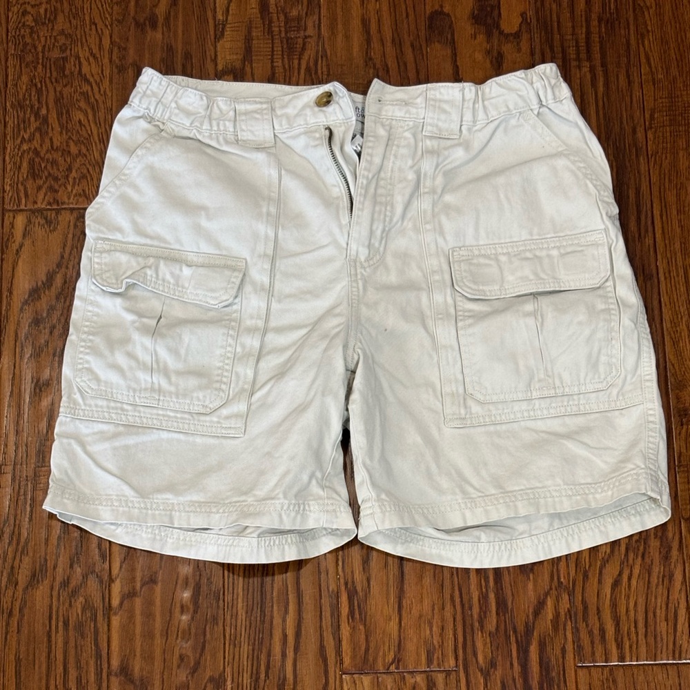 Croft & Barrow Men's Light Gray Cargo Shorts